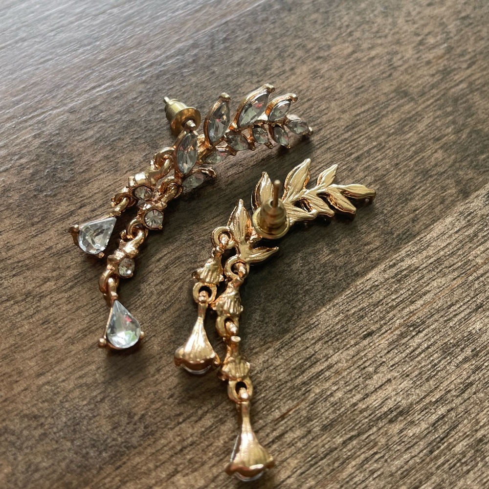 Swarovski Dropping Rain Earrings - Picture 6 of 6